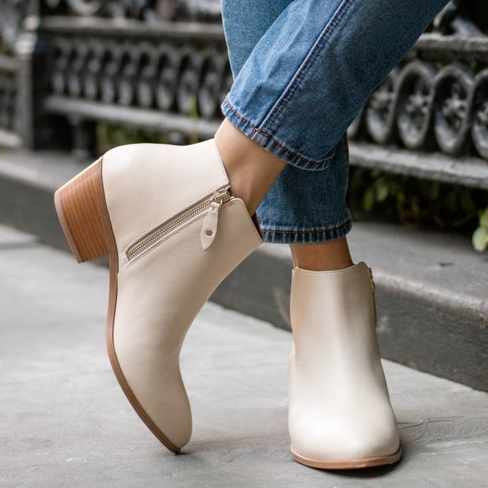 NEW Thursday Boot Co. Women's Downtown Ankle‎ Boot Beige Leather 10.5